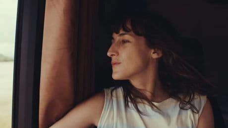 Des JO au Festival de Cannes, comment Juliette Armanet s'est imposée sur la scène internationale