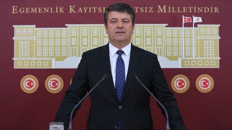 Yerine vekil seçilen Tutdere'den açıklama: "Halkımıza hizmet etmeye devam edeceğiz"