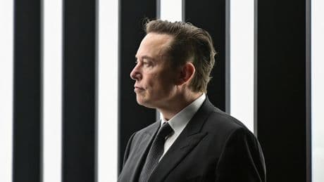 Tesla accorde 29 milliards de dollars d’actions à son patron, Elon Musk, pour le convaincre de rester à sa tête