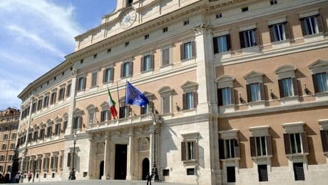 Via libera della Camera al decreto fiscale. Dalla sanatoria ai controlli Gdf: ecco tutte le novità