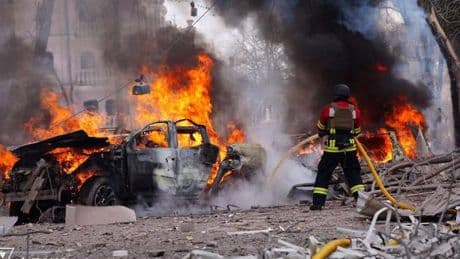 En direct, guerre en Ukraine : plus de vingt morts dans une frappe russe sur la ville de Soumy, dans les nord-est du pays, selon les autorités ukrainiennes