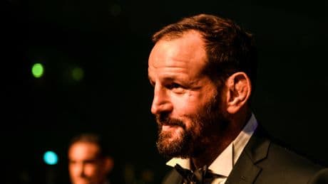 «Rien n’a changé en 20 ans» : l’ex-All Black Carl Hayman poursuit son combat contre World Rugby au sujet des chocs cérébraux
