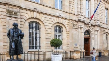 Crise politique en Charente : sursis pour le département, qui évite la tutelle