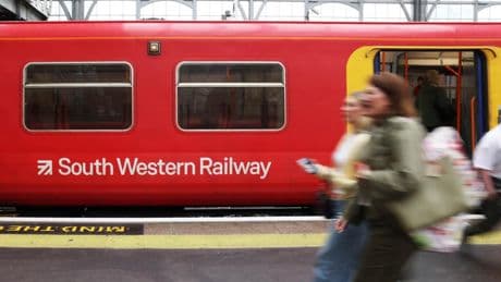 Los trenes son ya del Estado