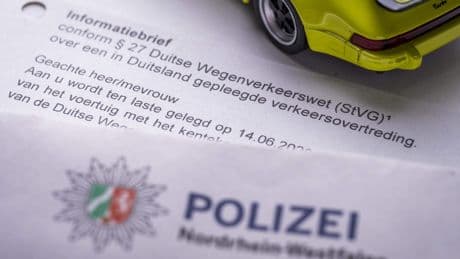 Daar ligt je souvenir al op de mat: moet je fikse verkeersboete uit vakantieland écht betalen? Dit kun je doen