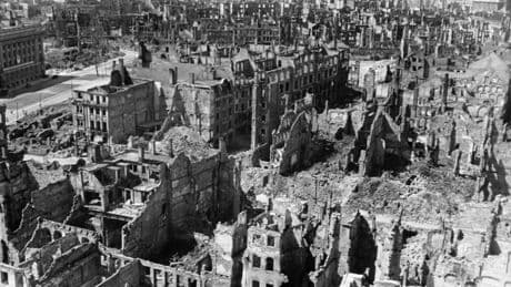 BILD-Leser diskutieren - Darf man Gaza mit Deutschland 1945 vergleichen?