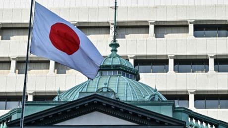 Face à la guerre commerciale, la Banque du Japon abaisse de moitié sa prévision de croissance
