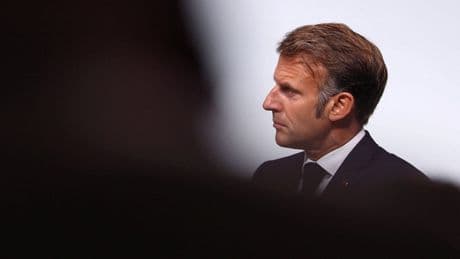 El fin del Gobierno de Bayrou agrava la crisis política en Francia: estas son las opciones a las que se enfrenta Macron