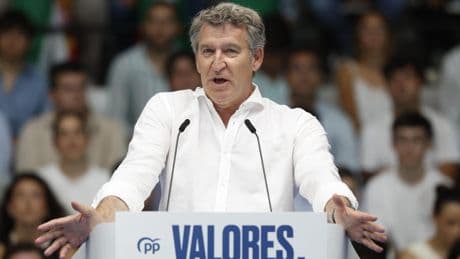 Feijóo elimina las primarias directas en el PP sin impedir que los compromisarios puedan cambiar la voluntad de los militantes