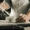 Ce maire perd son emploi à un an de la retraite, il est embauché parle boulanger du village