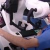 "La seule solution, c'est d'opérer à distance" : le recours à la chirurgie robotique augmente et pourrait révolutionner le traitement des AVC