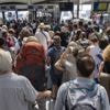 Le trafic ferroviaire "fortement perturbé" entre Paris et Lyon en raison d'un vol de câbles, des retards de plusieurs heures attendus