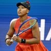 Tennisster Noami Osaka steelt de show met Labubu van 430 euro met 3000 kristallen: pop heeft toepasselijke naam