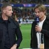 Geblesseerd, maar wel bekroond: Club-spits Romeo Vermant ontvangt voor aftrap tegen Rangers Gouden Schoen van de maand mei