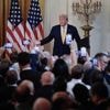 Droits de douane : Donald Trump annonce des négociations commerciales avec l’UE ce mercredi