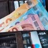 Bezahlen: Umfrage: Kartenzahlung übertrumpft Bargeld