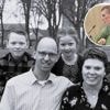 Man die ouders en twee kinderen doodreed moet 16 jaar de cel in: ‘Hij filmde 26 seconden zijn kilometerteller’