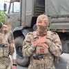 Männer bedanken sich für Spenden: Wassermangel russischer Soldaten verrät Truppenverlegung