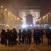 Franse politie zet zich schrap voor mogelijke nieuwe rellen: 'Zijn pas halverwege'