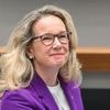 Personalie: Berlins neue Kultursenatorin Wedl-Wilson tritt Amt an
