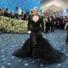 Bebe Rexha deelt miskraamverhaal na kritiek op uiterlijk tijdens Met Gala