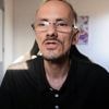Mort de Jean Pormanove en direct : pourquoi les vidéos ont-elles pu continuer malgré les alertes ?