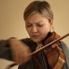 Die Geigerin Alina Ibragimova und Ensemble in Berlin: Avantgarde und Gemütlichkeit