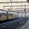 Man (20) met wapen uit trein gehaald op station Zwolle
