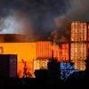 Explosionen: Großbrand im Hamburger Hafen - Löscharbeiten dauern an