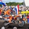 Jeffrey Herlings met ‘tong op het voorwiel’ terug aan top: ‘De manier waarop maakt het zo mooi’