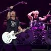 Foo Fighters zetten drummer die overleden Hawkins opvolgde na 2 jaar uit band