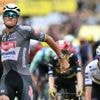 Tour de France 2025 : Mathieu van der Poel remporte la 2e étape à Boulogne-sur-Mer et récupère le maillot jaune