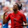 Olise zet Bayern op voorsprong met knappe vrije trap in afscheidswedstrijd van Müller