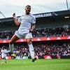 Ligue 2. Le Paris FC monte en Ligue 1, mano a mano entre Guingamp et Laval : bilan de la 33e journée