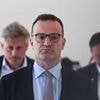 Ernste Mienen, leere Sitze : Merz’ historisches Scheitern im Bundestag – in Bildern
