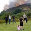 „Die Leute rennen den Hang hinunter“: Brand auf Arthur’s Seat in Edinburgh unter Kontrolle – Feuerwehr aber weiter auf dem Berg