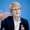 Bundesregierung: Wirtschaftsweise Grimm: „Werden Leistungen kürzen müssen“