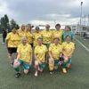 « Je n’ai pas le même corps qu’une gamine de 20 ans » : au cœur d’un tournoi de « mamies foot »