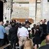 Près d'un millier de personnes rendent un dernier hommage au député Olivier Marleix