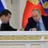 Rusland reageert op voorstel staakt-het-vuren Europa en VS: “Stop die vredesplannen maar in je non-binaire reet”