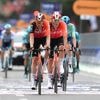 Arensman openhartig na slechte start in Giro: 'Ik ben in gevecht met mezelf'