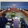 "Große diplomatische Arbeit": Moskau hält an Maximalforderungen für Gespräche mit Kiew fest