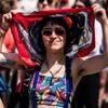 Vloeren schrobben, mijmeren met bomen en het ongemak van een clown over Gaza