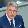 Kultur und Wissenschaft: Weimer fürchtet „globalen Kulturkampf“