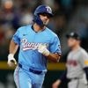 Rangers strike early, run winning streak to 6 with 8-1 victory over struggling Braves