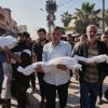 VN: trucks met meel geplunderd door hongerige inwoners Gazastrook - Ruim 16.500 kinderen gedood in Gaza sinds 2023, zegt Hamas