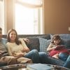 Vlaamse ouders gaan bewuster om met schermgebruik van hun kind, maar worstelen soms met dat van zichzelf