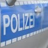 Auf einer Fläche von 27 Quadratmetern: Unbekannte schmieren auf Rügen 171 Hakenkreuze auf Boden vor Supermarkt