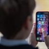 Ruim zeven op de tien Belgische jongeren zitten elke dag op TikTok, aandeel Facebook keldert
