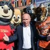 4000 Gäste beim Hoffest: Wegner wirbt um Unterstützung für Berlins Olympiabewerbung